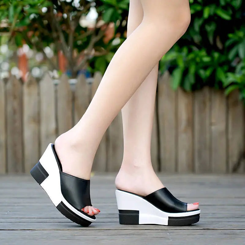 LuxeStride Summer Slippers EvolvMode