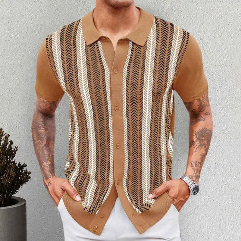 Men’s brown short sleeve button-up shirt with retro chevron pattern – vintage knit summer polo