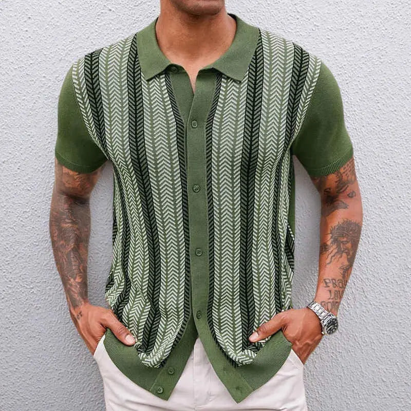Men’s olive green short sleeve button-up shirt with retro chevron pattern – vintage knit summer polo