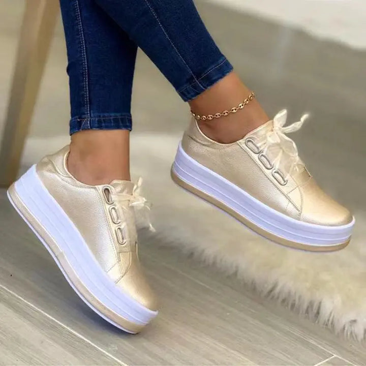 Versatile All-Day Stylish Sneakers EvolvMode