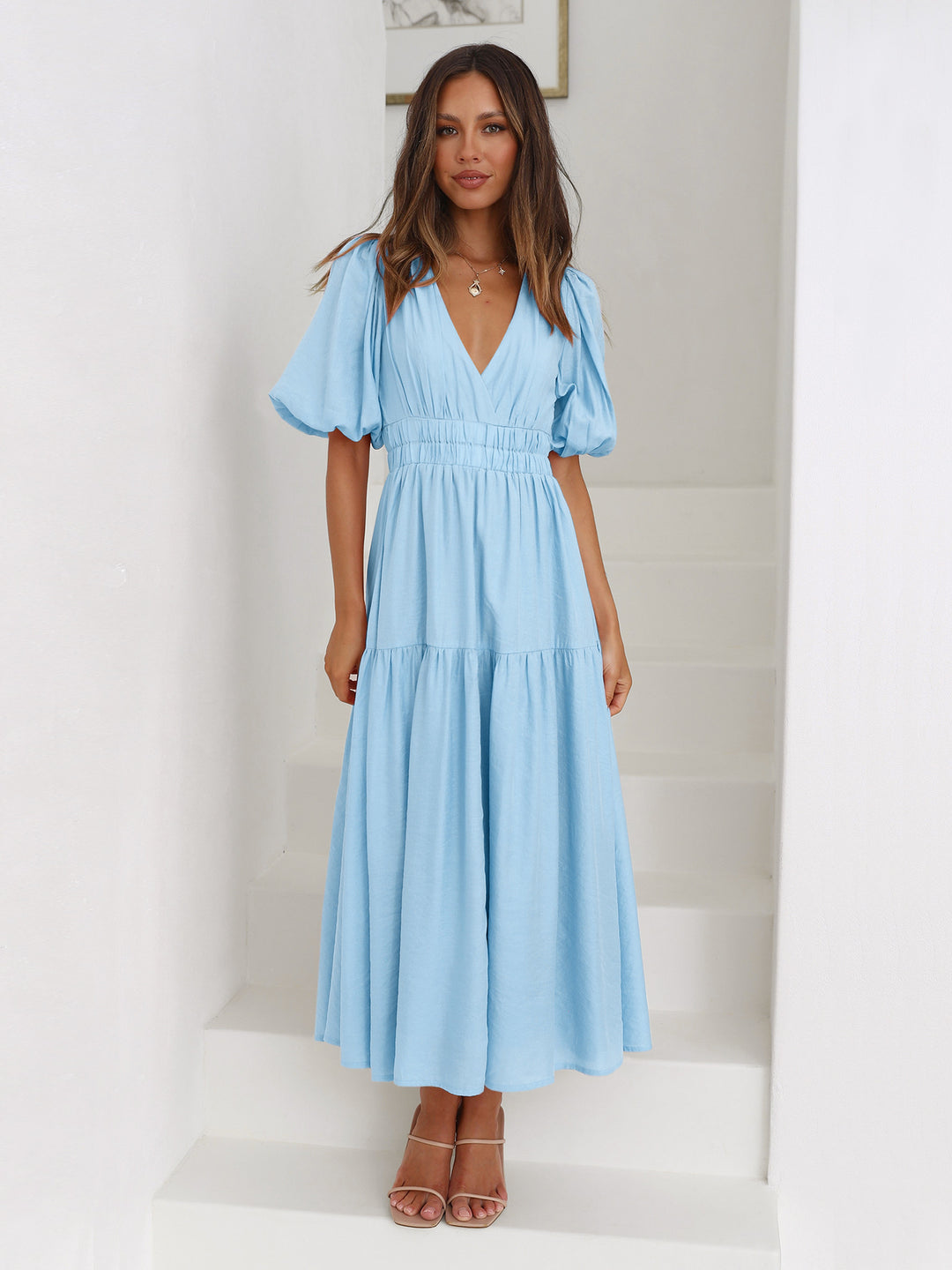 Light blue midi dress for women – effortlessly stylish V-neck dress for everyday summer outfits.