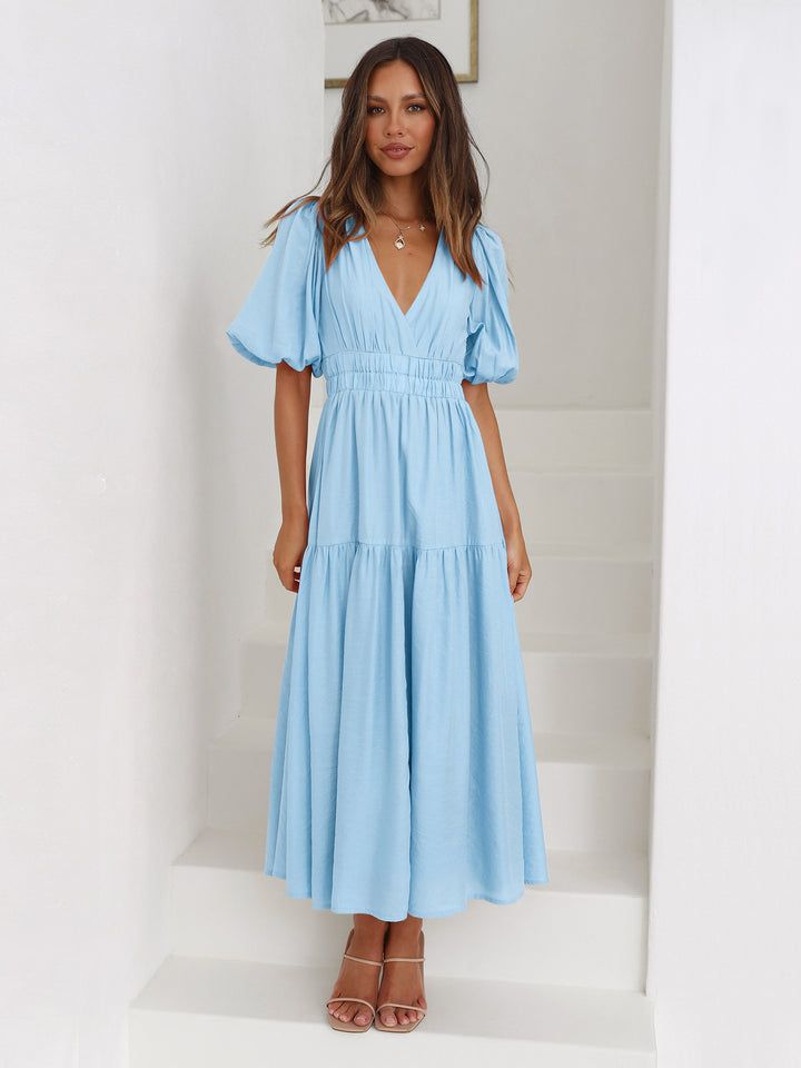 Light blue midi dress for women – effortlessly stylish V-neck dress for everyday summer outfits.