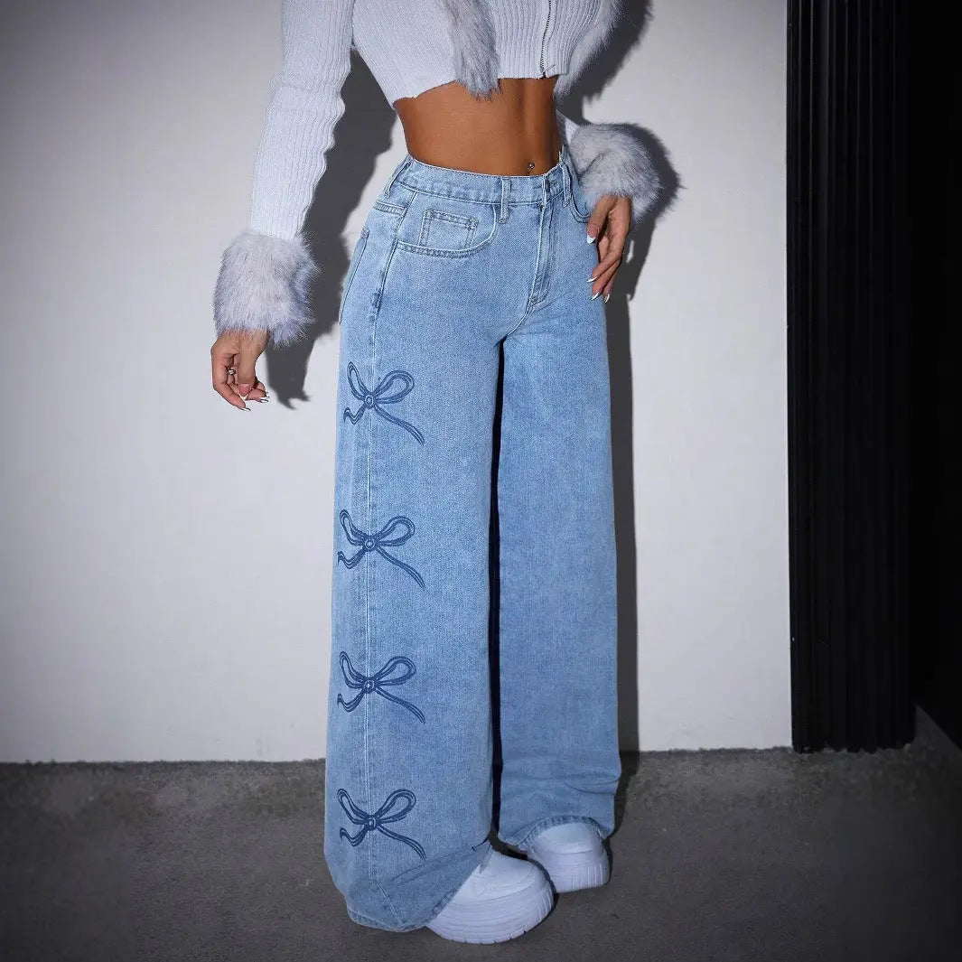 Women’s high-waisted wide-leg light blue jeans with bow embroidery detail – trendy Y2K streetwear denim pants