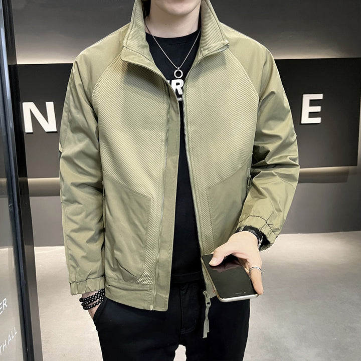 Men’s casual lightweight bomber jacket with zipper front and stand collar – stylish outerwear in khaki green – perfect for spring and fall streetwear