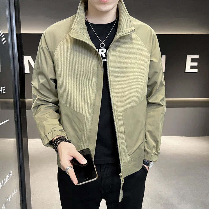 Men’s casual lightweight bomber jacket with zipper front and stand collar – stylish outerwear in khaki green – perfect for spring and fall streetwear