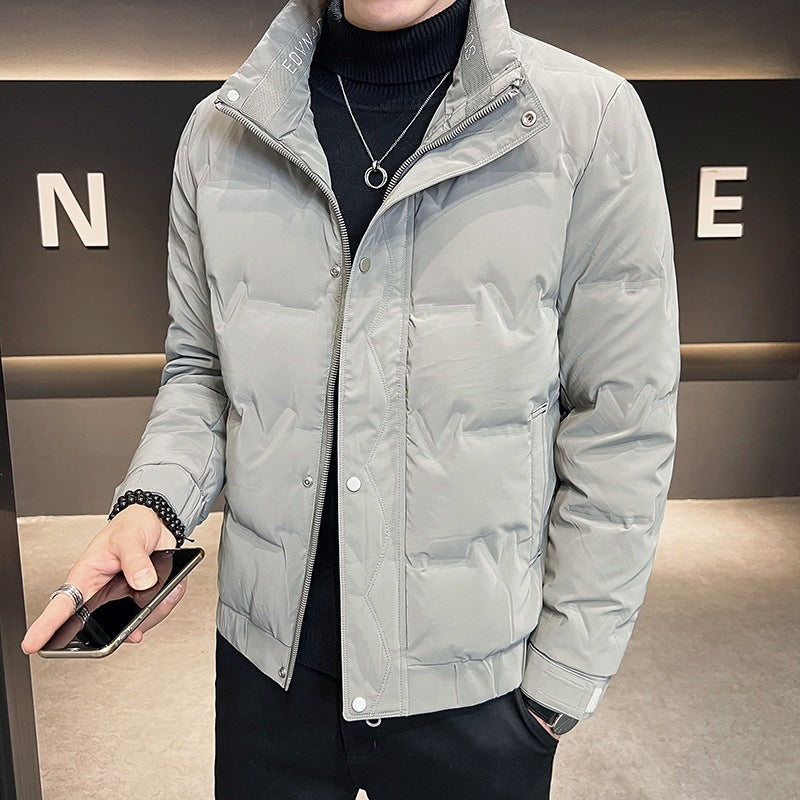 Men’s grey puffer jacket – modern insulated winter coat with clean design and zip front, ideal for stylish everyday wear.