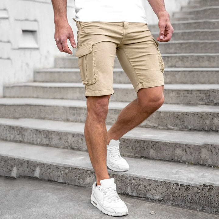 Men’s khaki cargo shorts with flap pockets – casual summer utility shorts for everyday wear